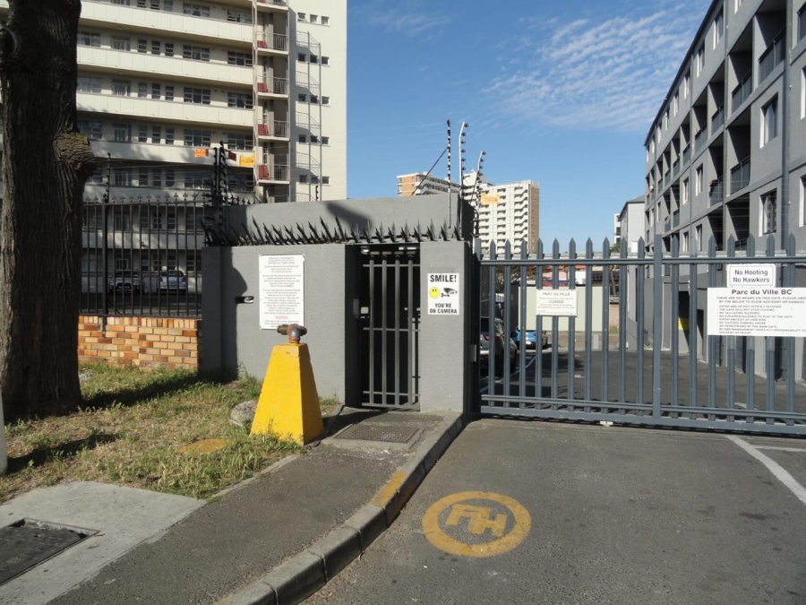 2 Bedroom Property for Sale in Bellville Park Western Cape